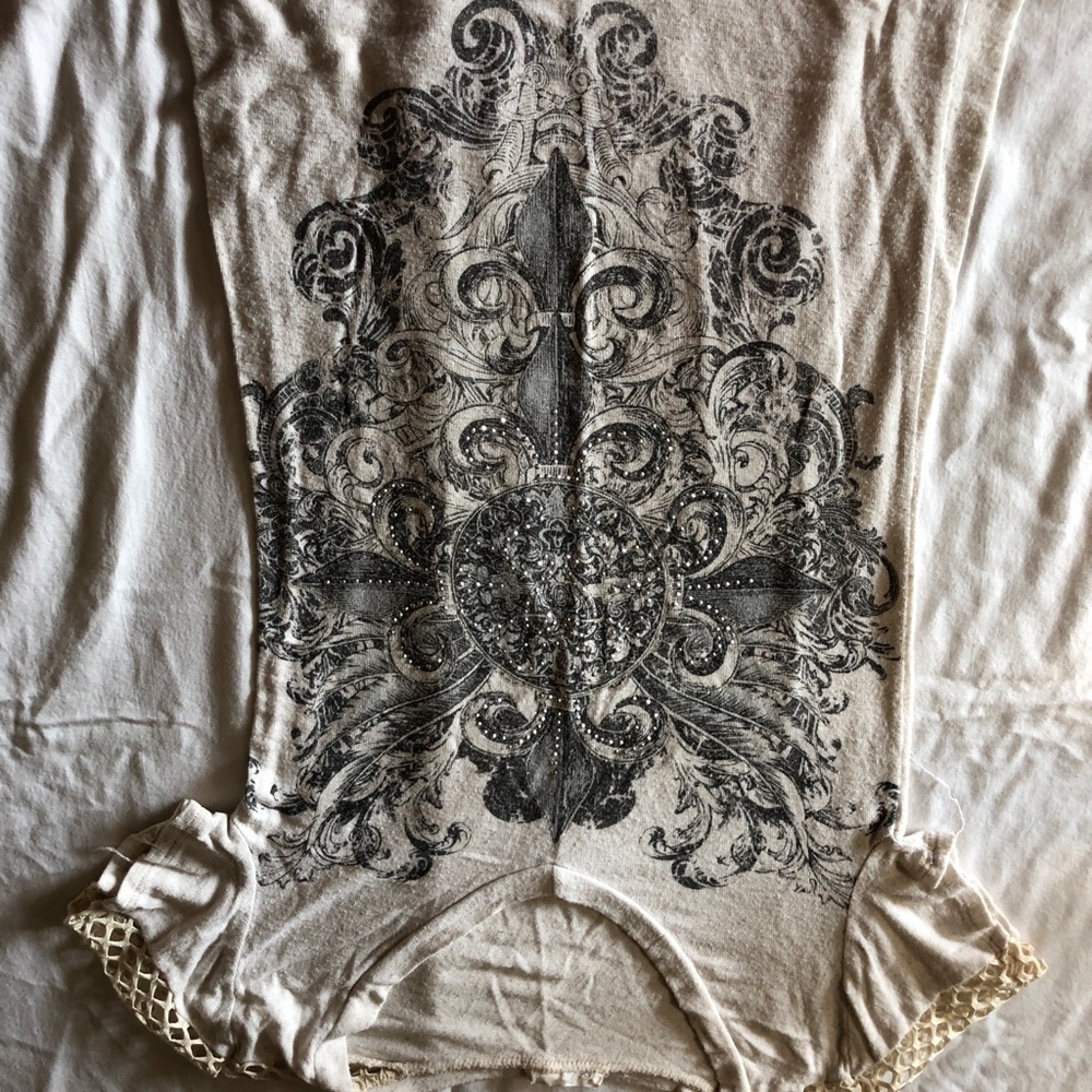 Buckle shirt